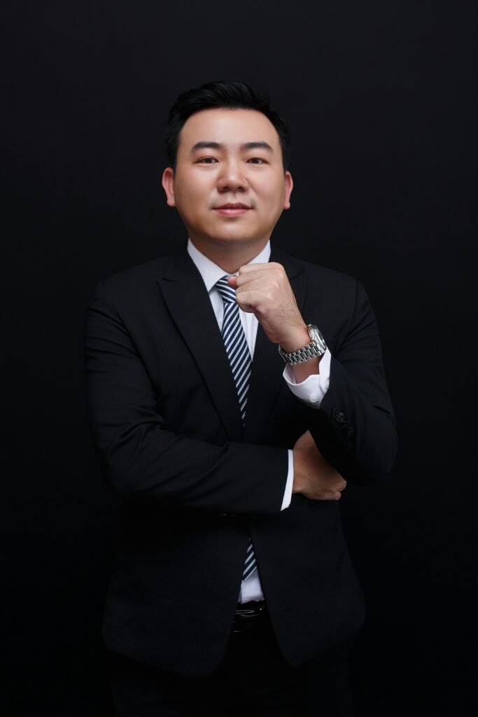 Corporate Photographer near me KADF corporate headshot photographer riyadh faizi studio